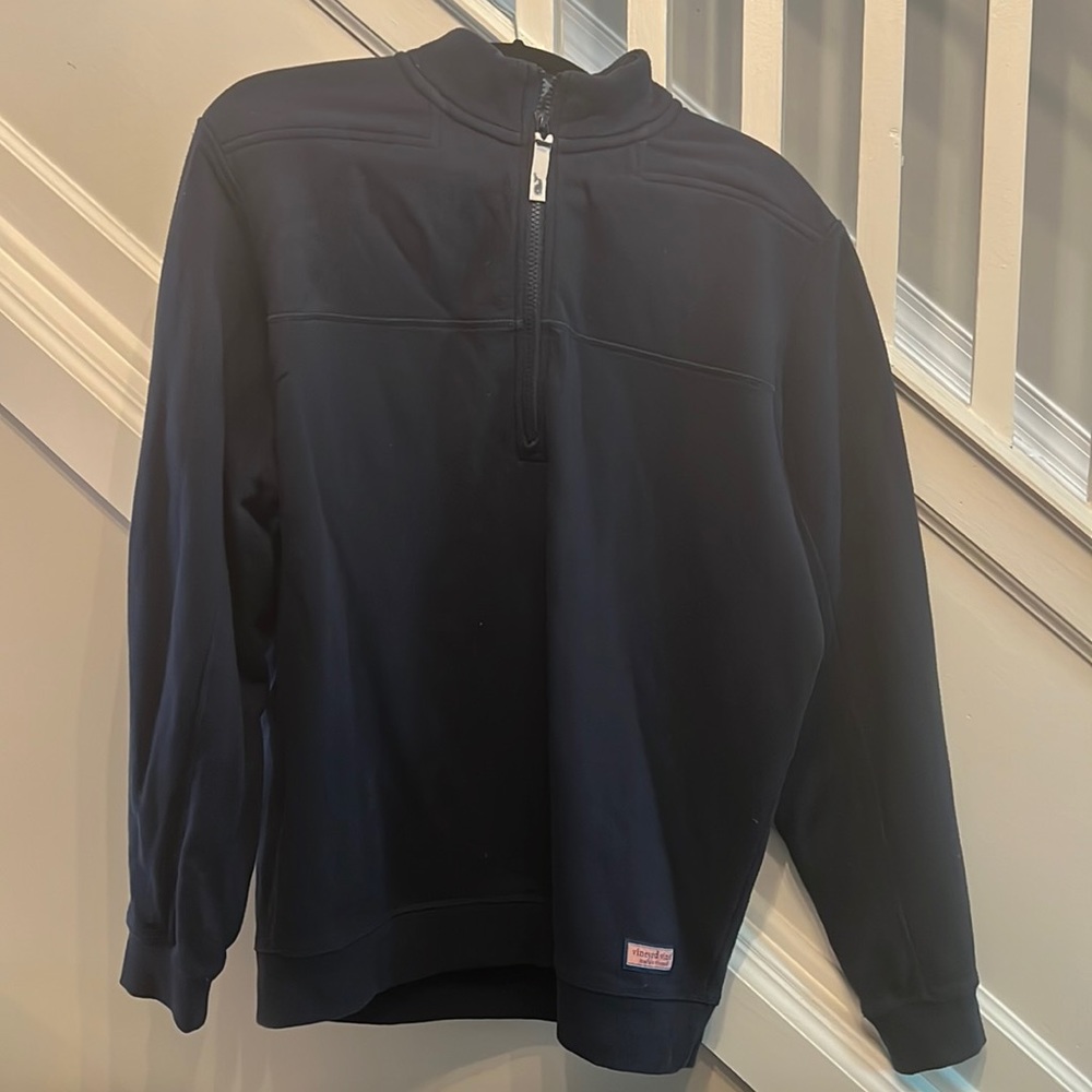 Vineyard Vines Men’s pullover/quarter-zip -size medium